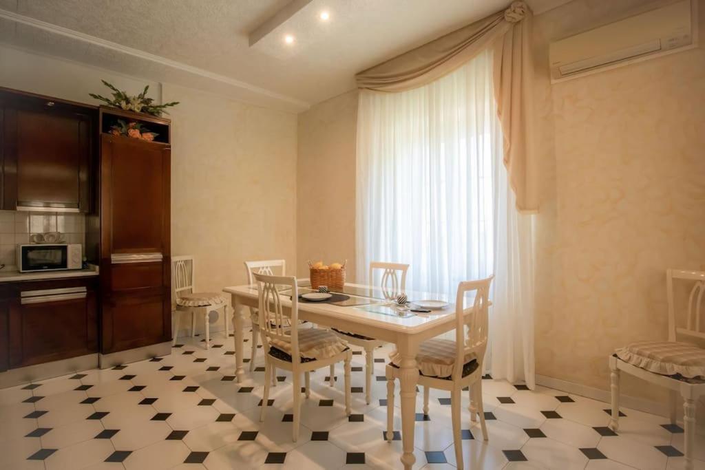 Mare In Vista Appartement Capoliveri  Buitenkant foto