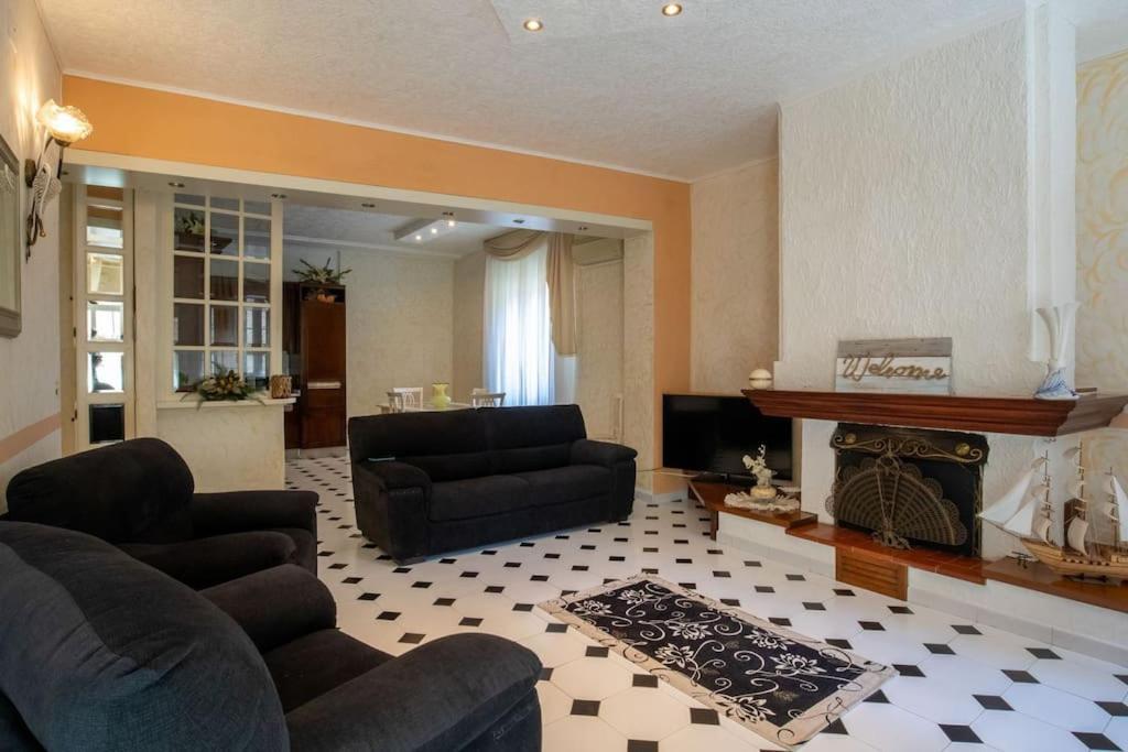Mare In Vista Appartement Capoliveri  Buitenkant foto